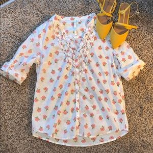 Beautiful LC Lauren Conrad floral blouse
